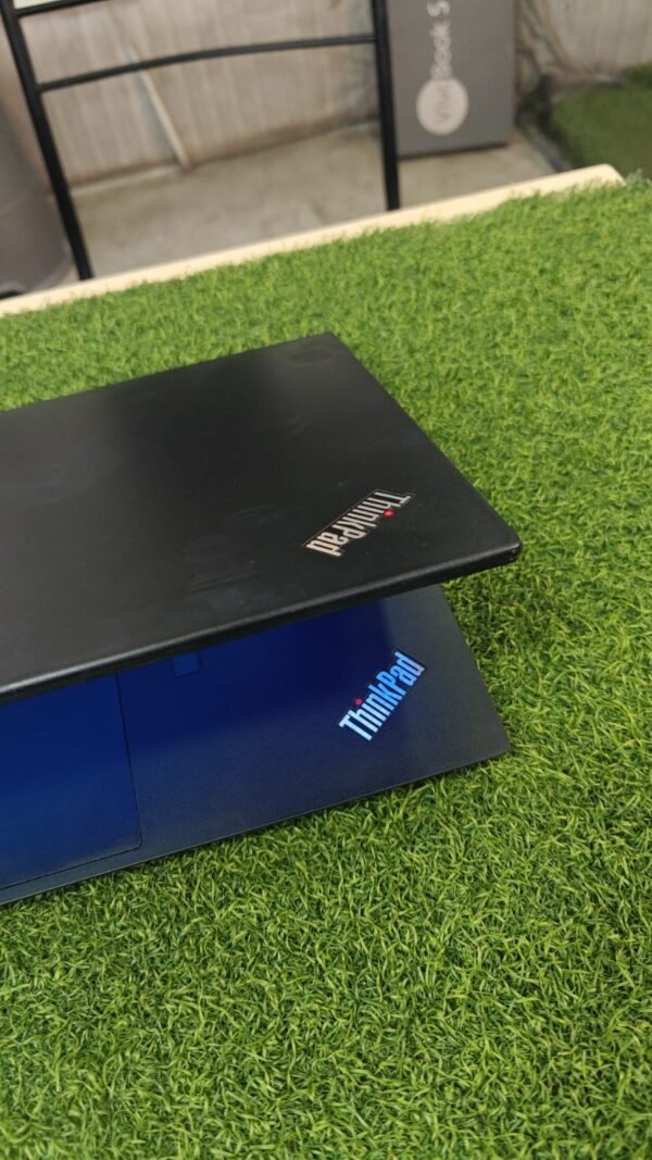 ThinkPad sleek T14  Corei5 10Th 🔥 Ram 16Gb 🔥 Ssd 256Gb 🔥 Super mint condition  Fingerprint 🫆  Backlit keyboard - Image 3