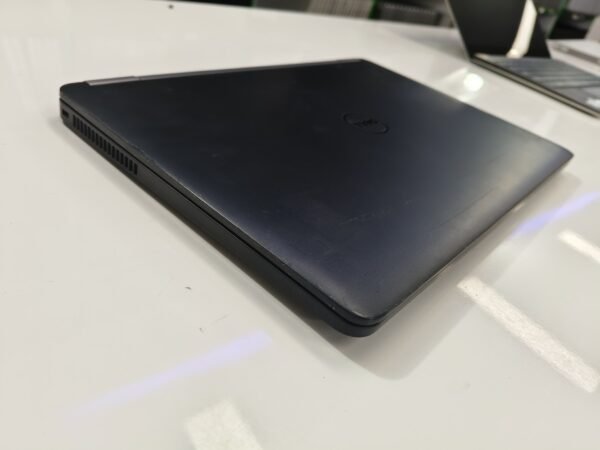 💥Dell latitude 7270 💥core i5/6th Gen  💥8gb/256Gb ssd  💥12" Screen size - Image 4