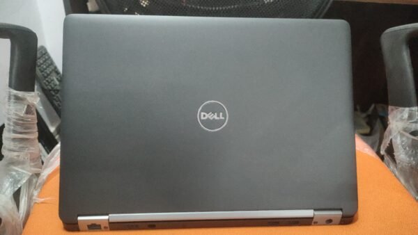 Dell E7470 I5, 6th 8gb ram 256gb ssd 14 inch display Backlight keyboard New adaptor - Image 2